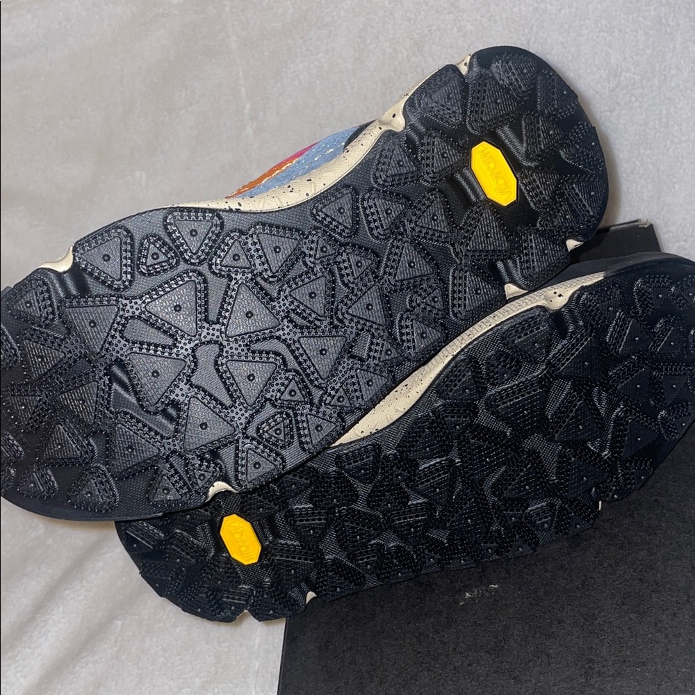 NWT Flower Mountain Iwano 2 Waterproof Hiking Shoe on Black-Dark Grey - Picture 14 of 14